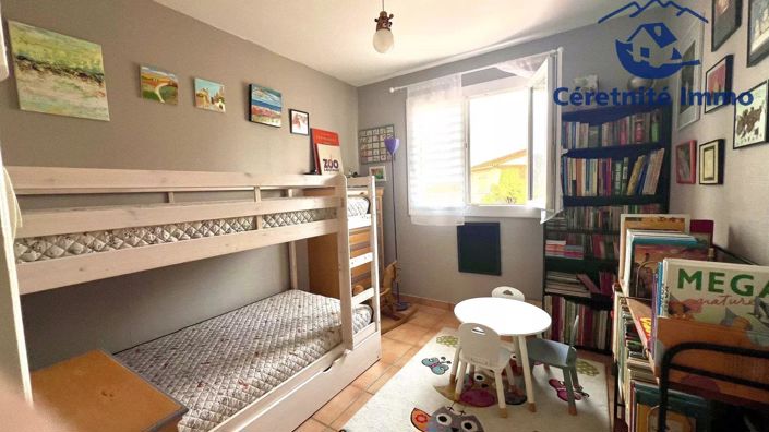 Image No.22-4 Bed House for sale