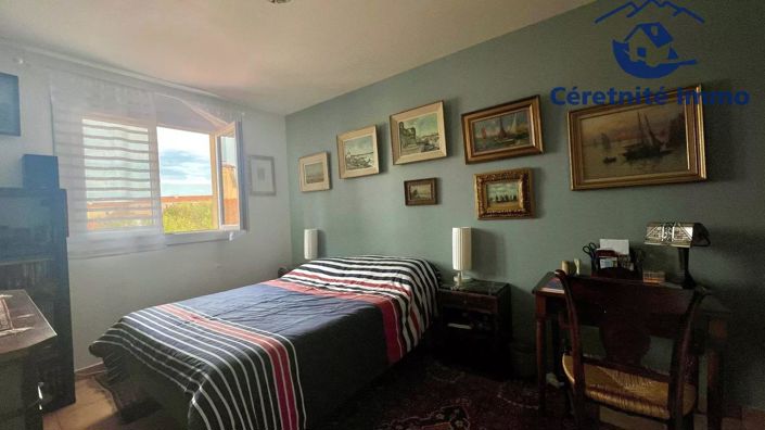 Image No.25-4 Bed House for sale