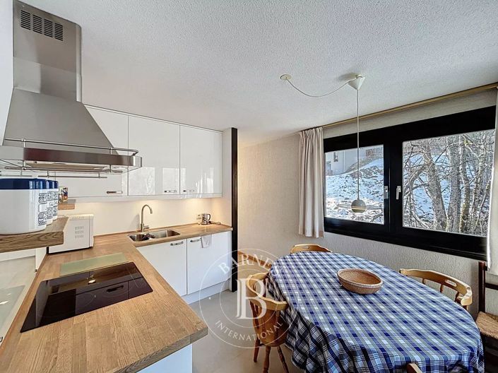 Image No.14-2 Bed Apartment for sale