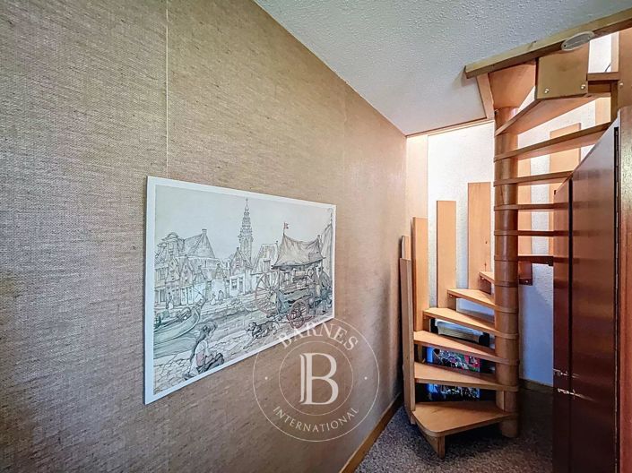 Image No.17-2 Bed Apartment for sale