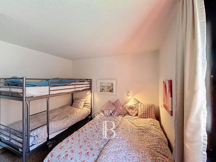 Image No.22-2 Bed Apartment for sale