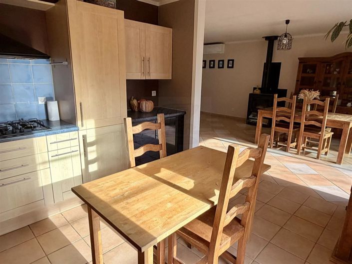 Image No.14-4 Bed House for sale