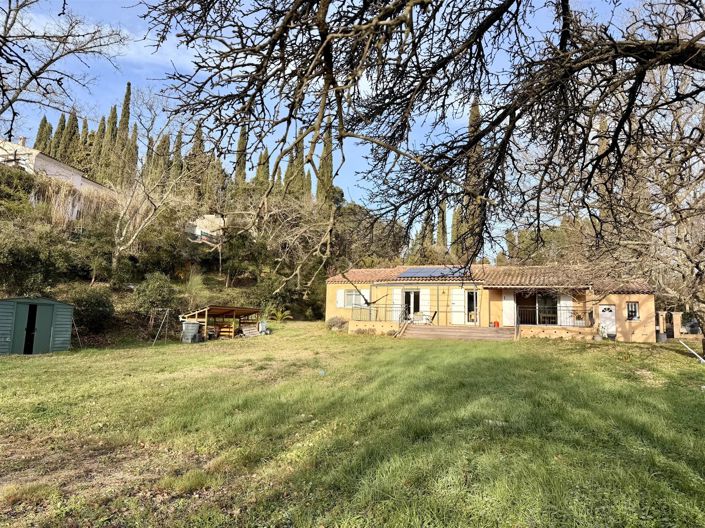 Image No.2-4 Bed House for sale