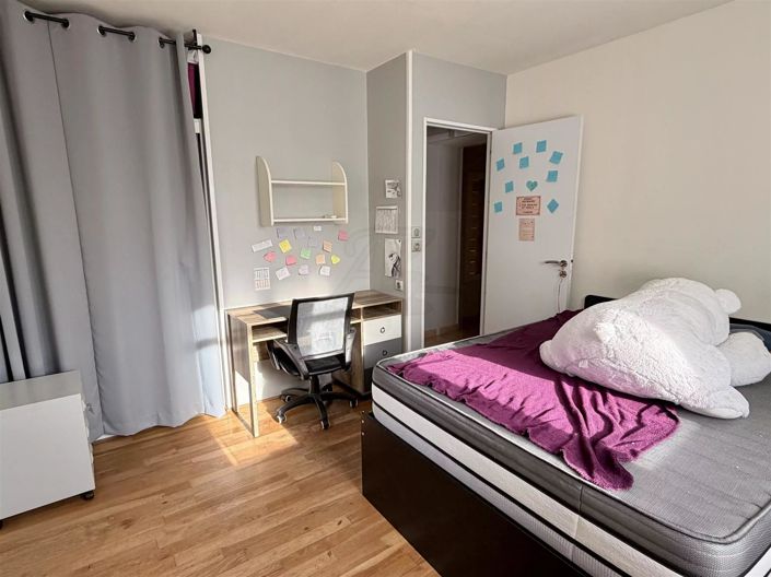 Image No.24-4 Bed House for sale