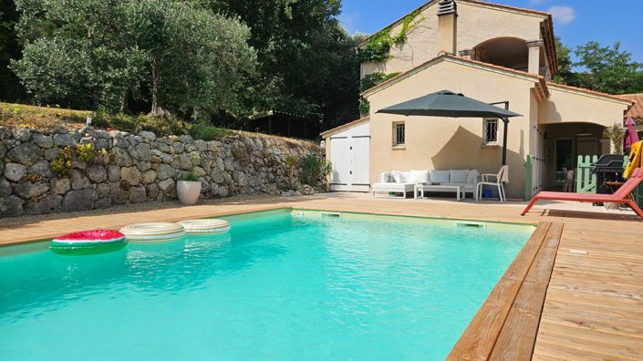 Image No.18-4 Bed House for sale