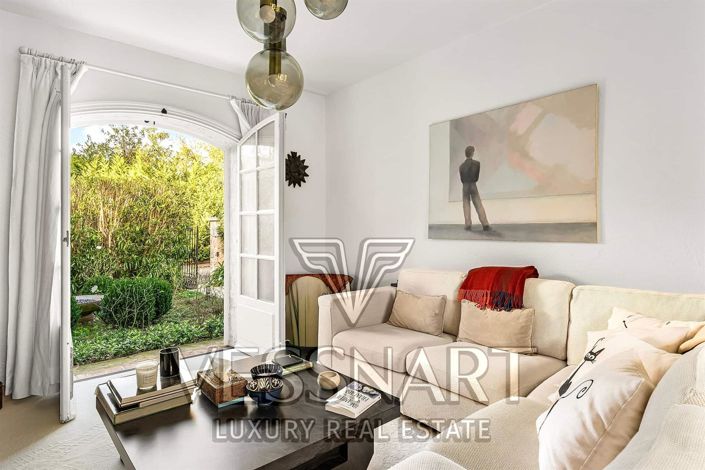 Image No.11-7 Bed House for sale