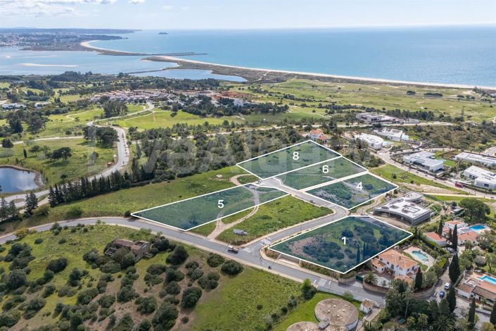 Image No.15-4 Bed House for sale