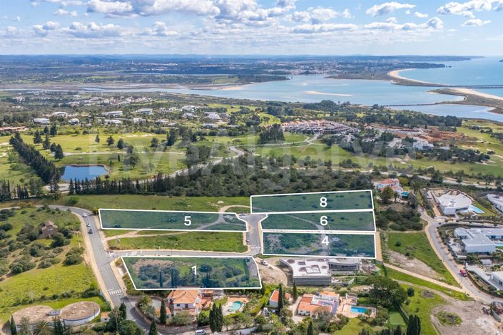 Image No.5-4 Bed House for sale