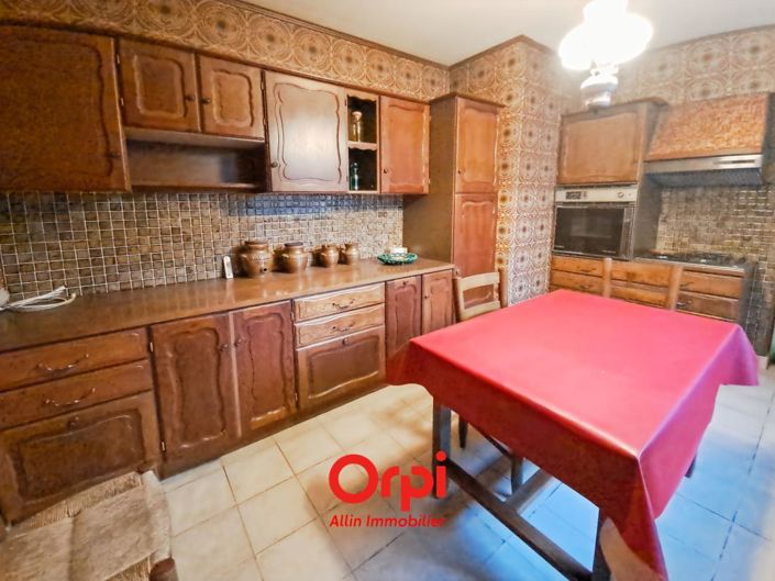 Image No.6-3 Bed House for sale