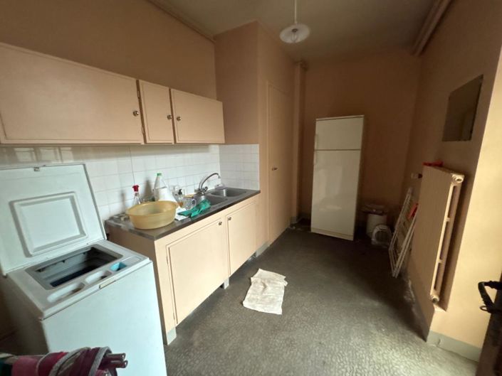 Image No.8-3 Bed House for sale