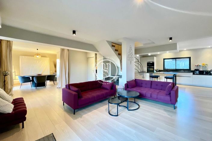 Image No.4-3 Bed House for sale