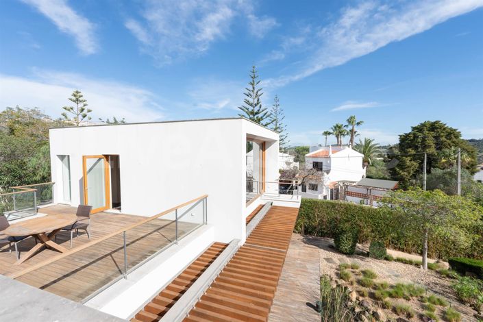 Image No.17-4 Bed House for sale