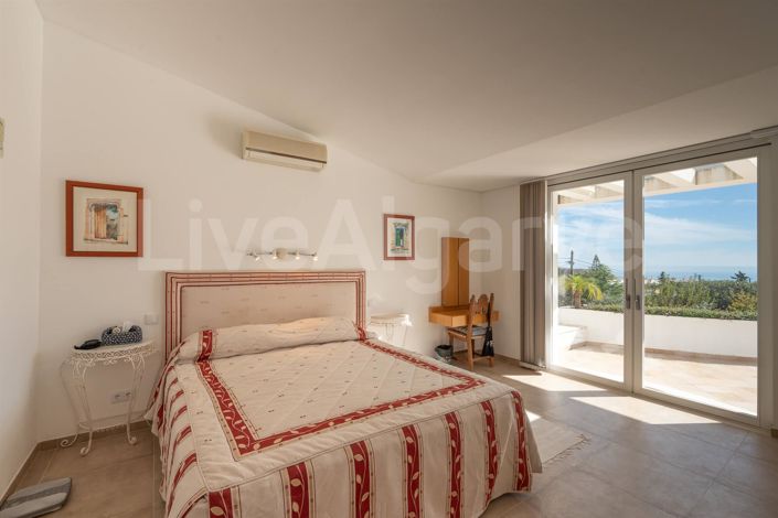 Image No.29-4 Bed House for sale