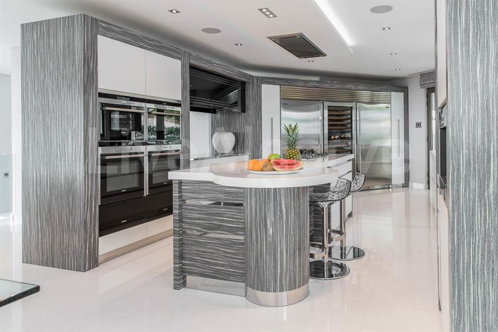 Image No.10-5 Bed House for sale