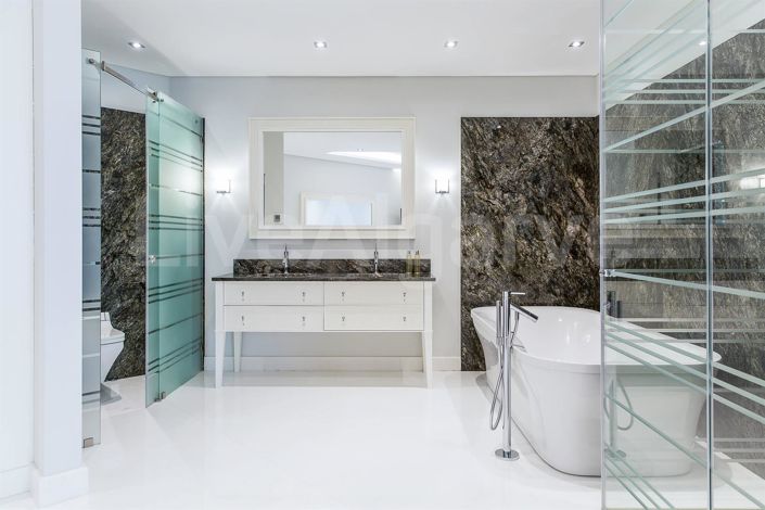 Image No.22-5 Bed House for sale