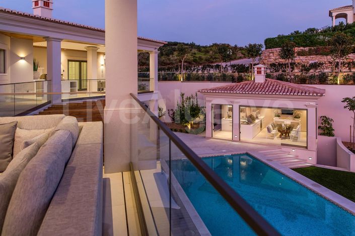 Image No.32-5 Bed House for sale