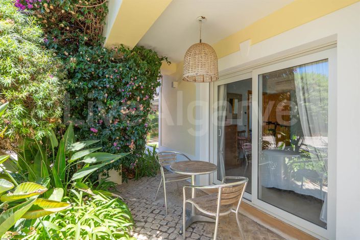 Image No.44-4 Bed House for sale