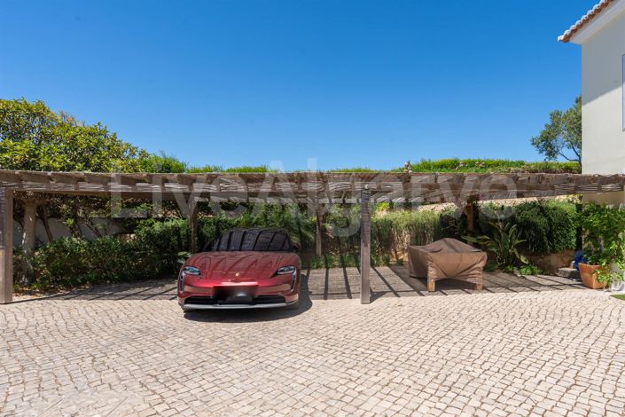 Image No.45-4 Bed House for sale