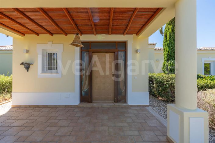 Image No.48-4 Bed House for sale