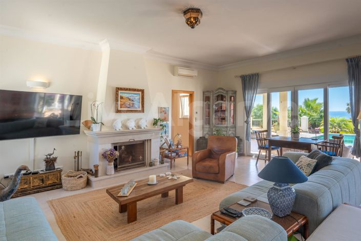 Image No.9-4 Bed House for sale