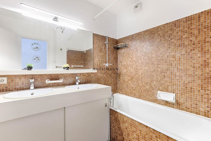 Image No.10-4 Bed Apartment for sale