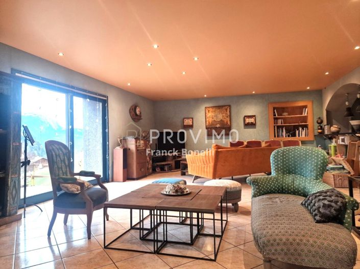 Image No.2-Maison de 4 chambres à vendre à Haute-Savoie