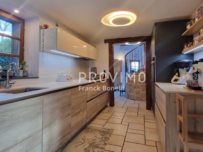 Image No.5-3 Bed House for sale