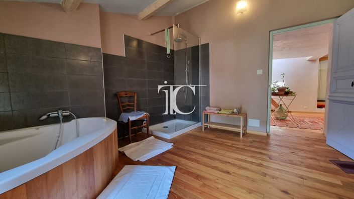 Image No.11-4 Bed House for sale