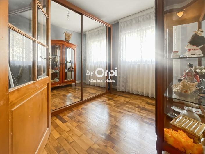 Image No.20-Maison de 4 chambres à vendre à Montluçon