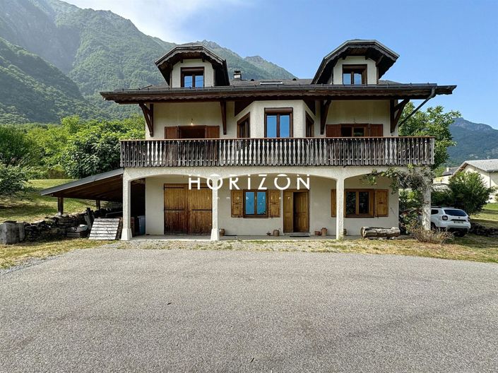 Image No.22-5 Bed House for sale