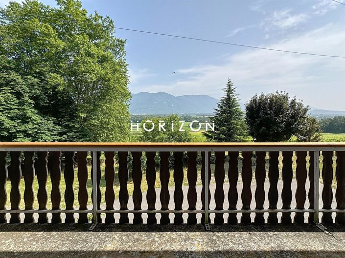 Image No.9-5 Bed House for sale