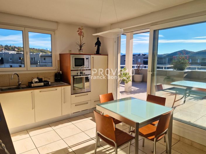 Image No.2-4 Bed Apartment for sale