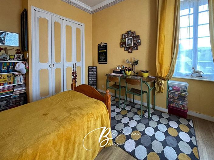 Image No.12-7 Bed House for sale