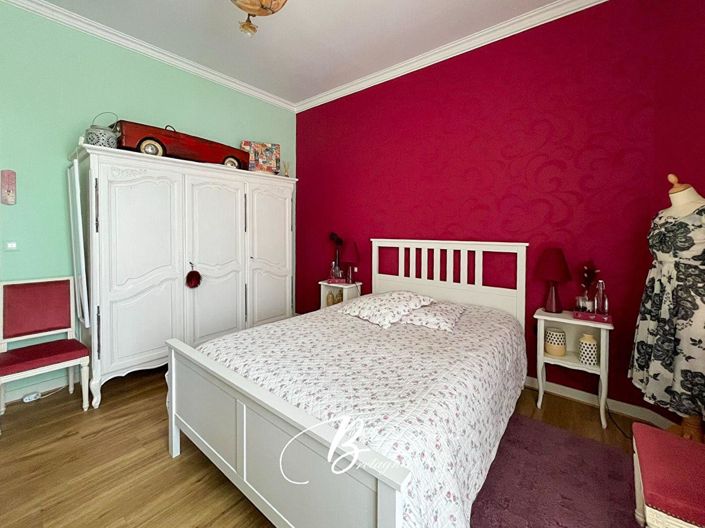 Image No.13-7 Bed House for sale