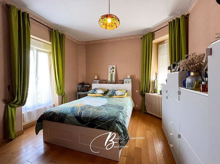 Image No.16-7 Bed House for sale