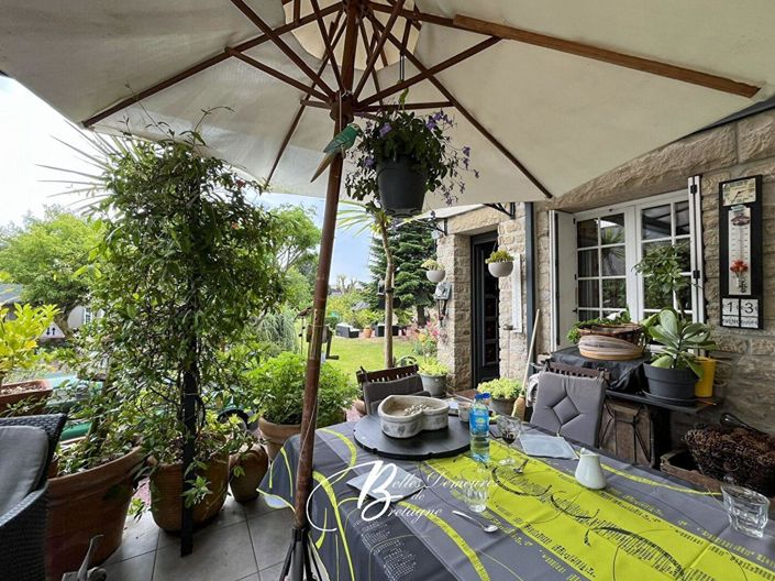 Image No.20-7 Bed House for sale