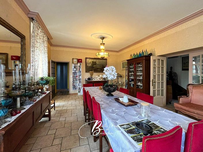 Image No.6-7 Bed House for sale