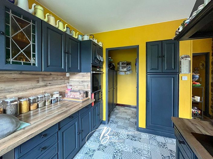 Image No.9-7 Bed House for sale