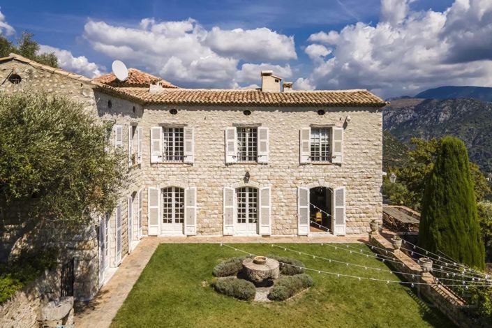 Image No.2-11 Bed House for sale