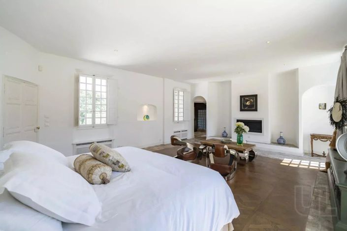 Image No.9-11 Bed House for sale