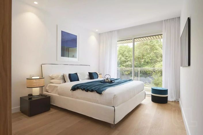 Image No.9-3 Bed Apartment for sale