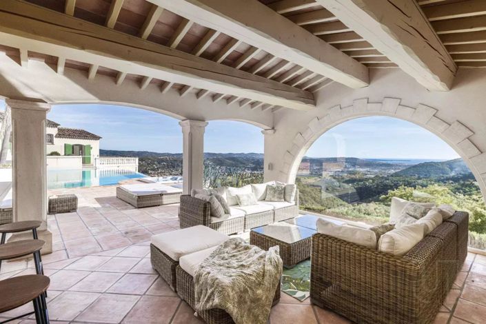 Image No.4-5 Bed House for sale