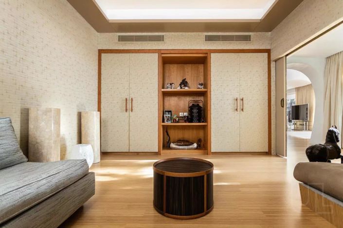 Image No.12-6 Bed House for sale