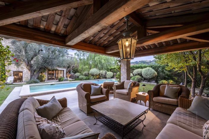 Image No.11-5 Bed House for sale