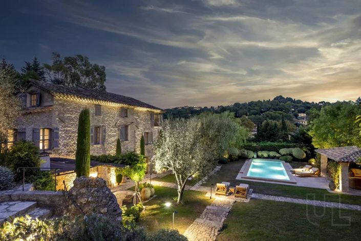 Image No.3-5 Bed House for sale