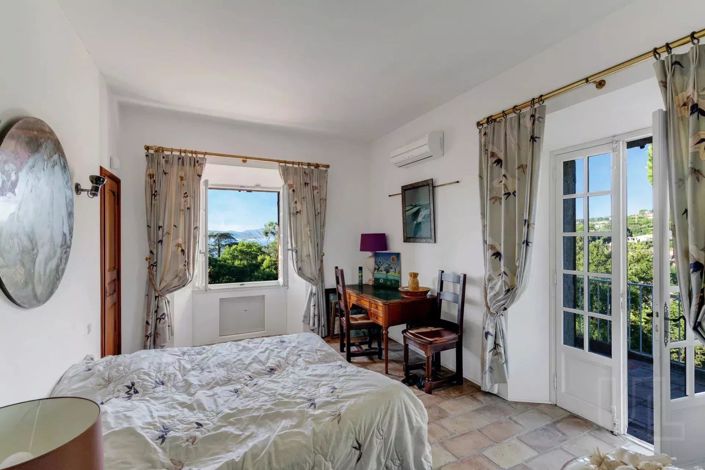 Image No.6-Maison de 7 chambres à vendre à Sainte-Maxime