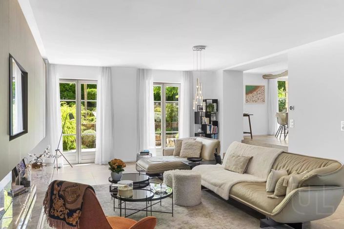 Image No.14-4 Bed House for sale