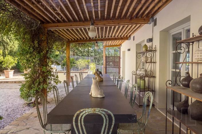 Image No.17-5 Bed House for sale