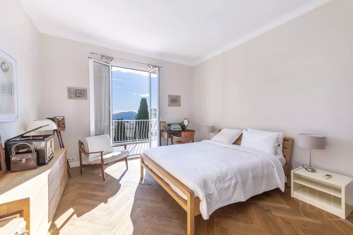 Image No.20-4 Bed House for sale