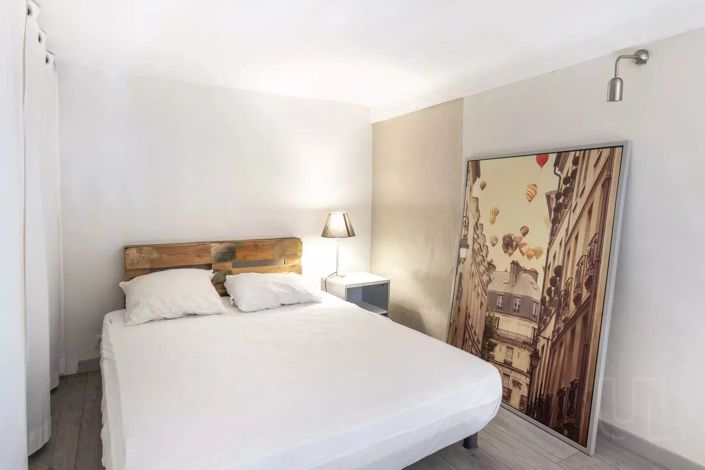 Image No.24-4 Bed House for sale